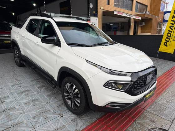 FIAT TORO 1.3 TURBO 270 FLEX FREEDOM AT6 FIAT TORO 1.3 TURBO 270 FLEX FREEDOM AT6